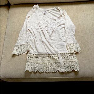 Xhilaration Cream Textured Top